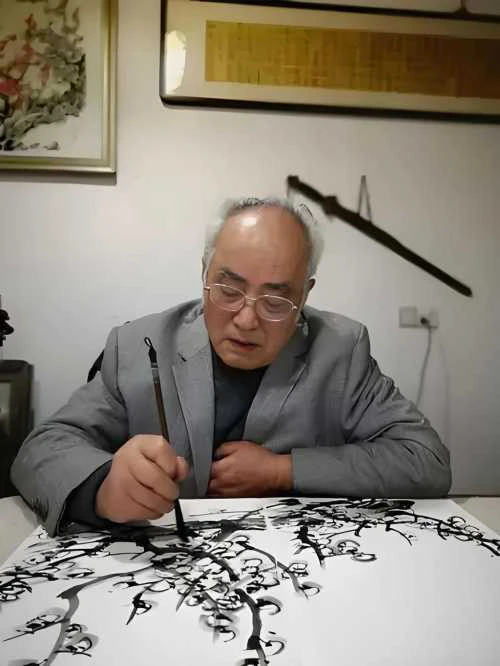 端木礼海老师的照片，单击鼠标查看大图！